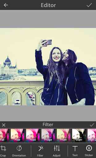 PicCam : Perfect Selfie Camera 4