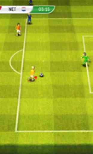 Striker Soccer Euro 2012 Lite: dominate Europe with your team 3